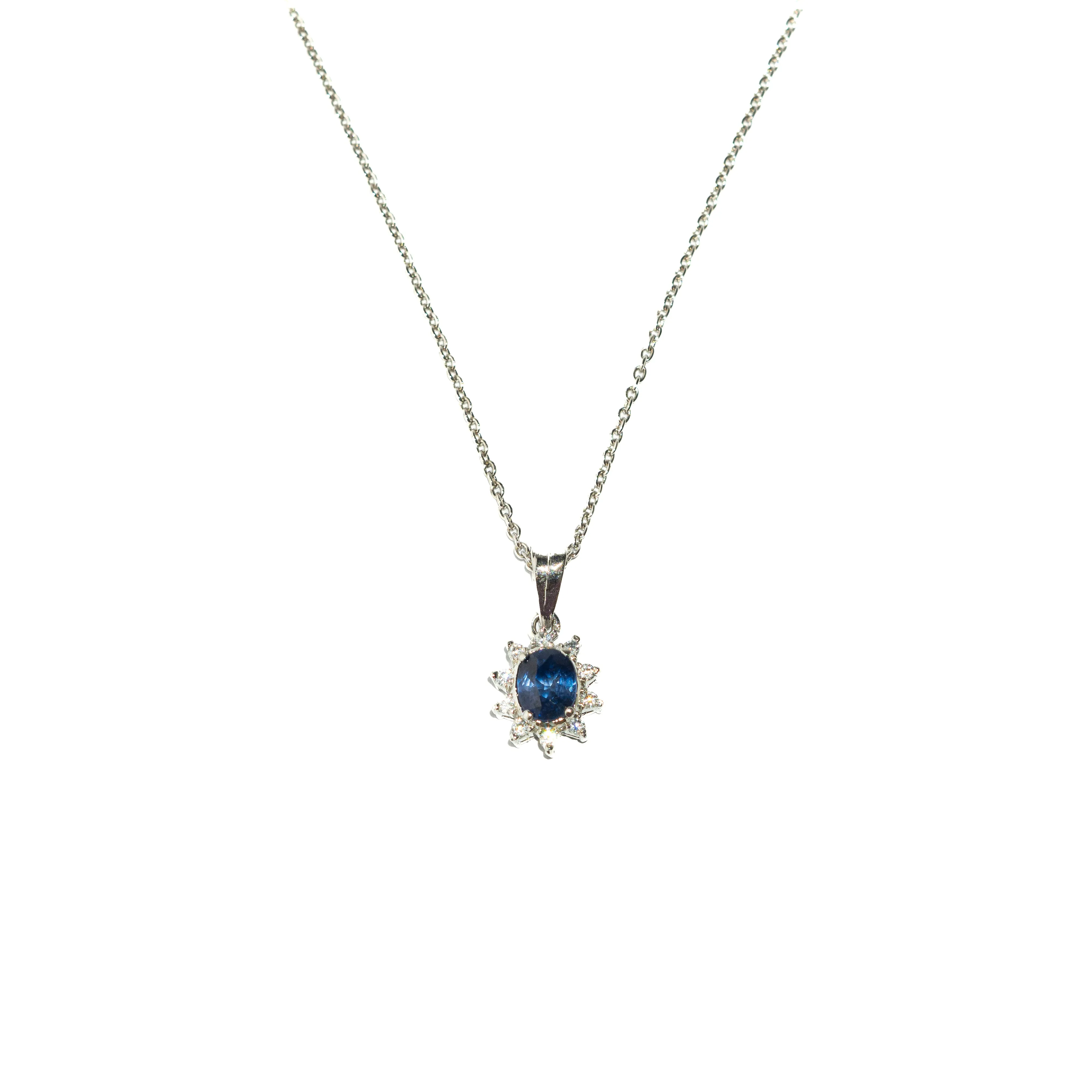 Classic Three Pendant